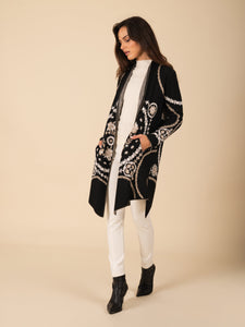 Dainty Floral Rings Sweater Vertigo