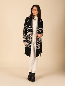 Dainty Floral Rings Sweater Vertigo